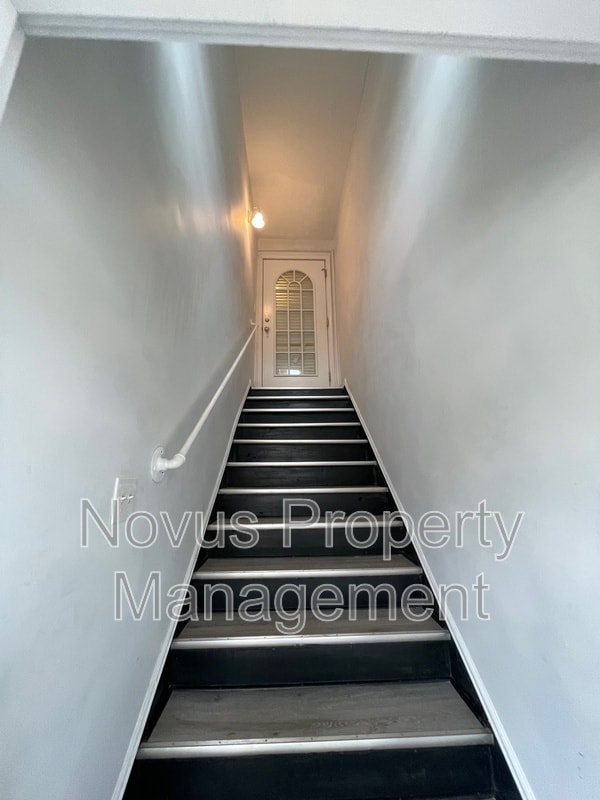 Foto del edificio - 405 N Park St