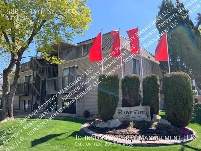 Foto del edificio - 580 S 14th St