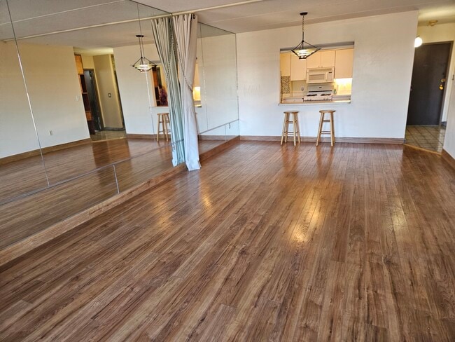 Foto del edificio - 1550 Worcester Rd