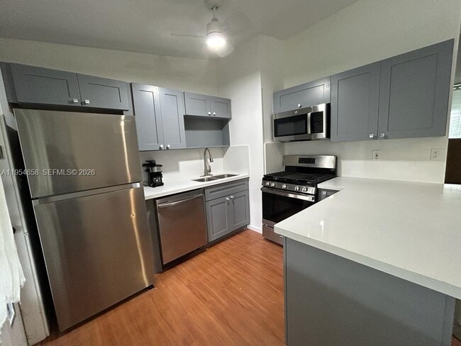 Building Photo - 1080 98th St