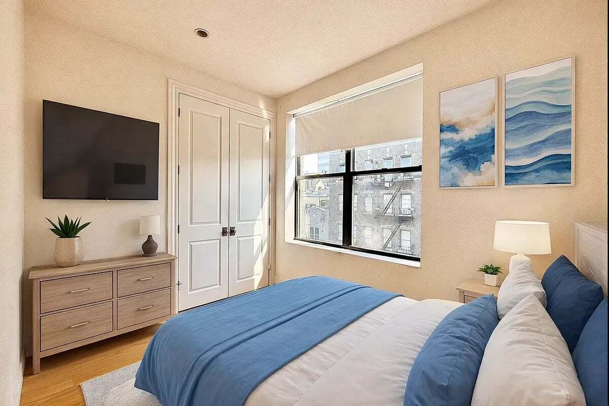 Building Photo - 329 Lincoln Pl