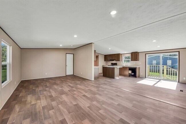 Foto del edificio - 25150 Faraway Ln