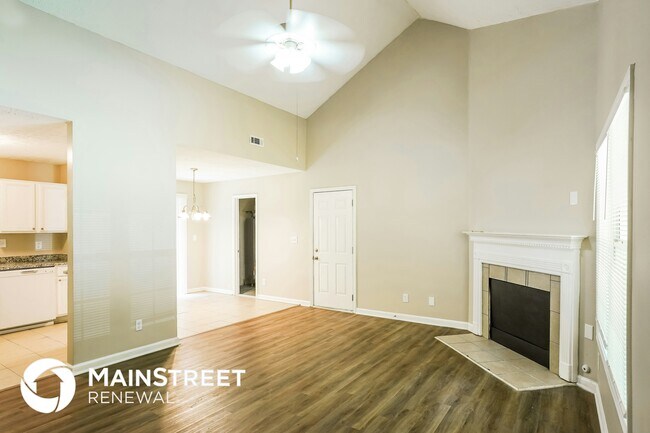 Foto del edificio - 6670 South Ave