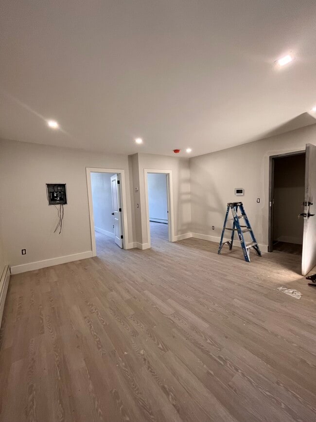 Unit 3 - 28 Dales Ave