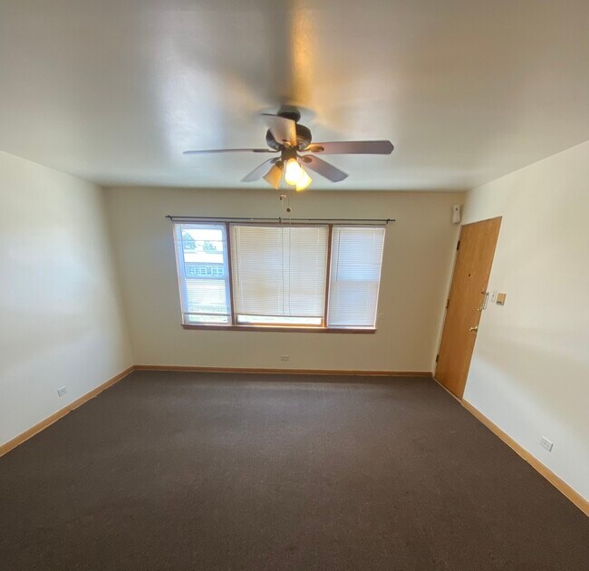 Foto del edificio - 18231 Morgan Ave