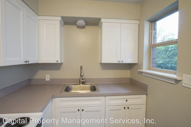 Foto del edificio - 2049-2063 NW Irving St