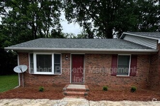 Building Photo - 1150 McKinnon Dr