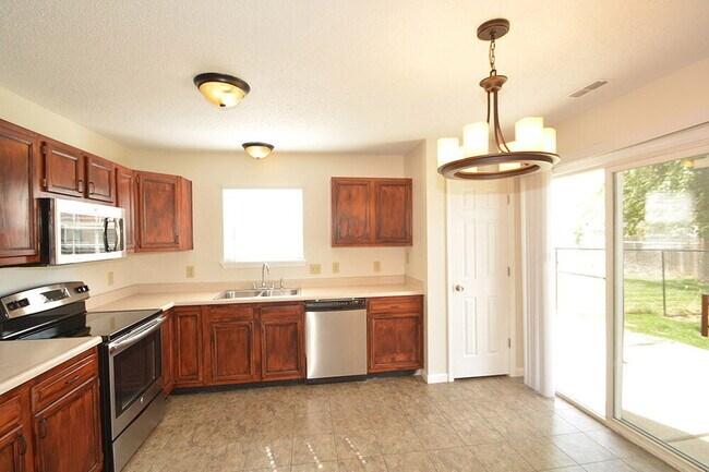 Building Photo - 17346 Austrian Pine Way