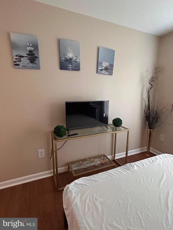 Foto del edificio - 8 Trout Lily Ct