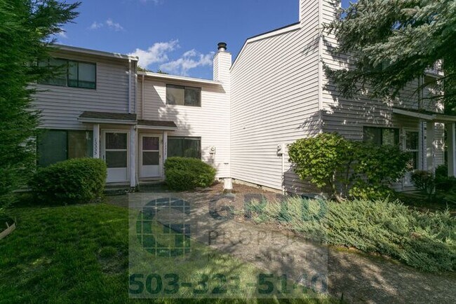 Building Photo - 13337 SE Stark St
