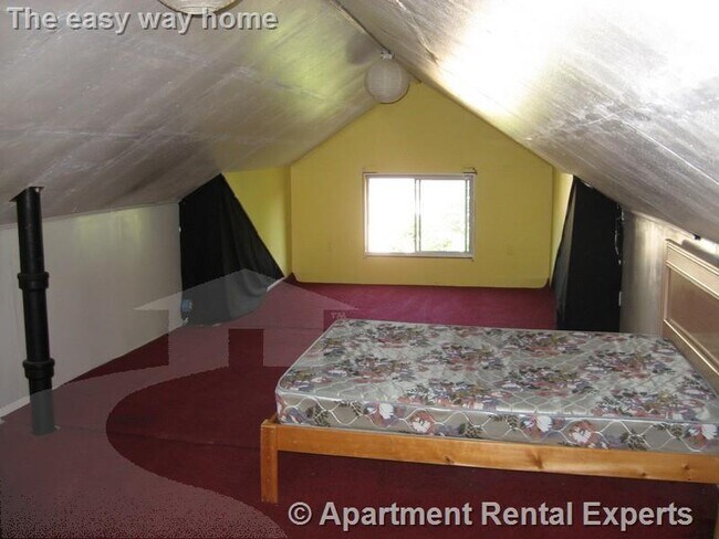 Building Photo - 34 Leonard St