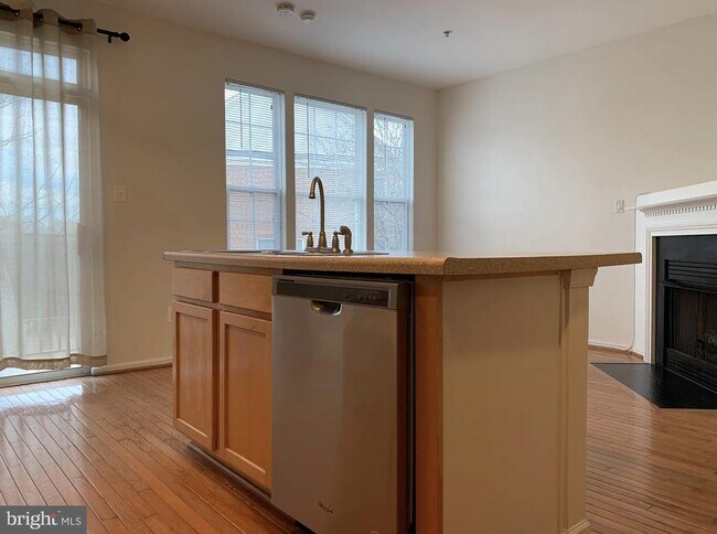 Building Photo - 410 Redland Blvd