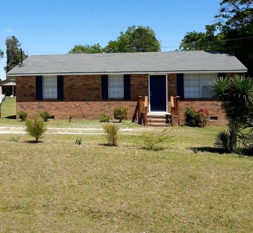 Foto principal - 348 Marshall Church Rd