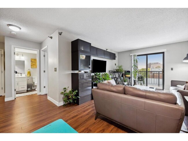 Foto del edificio - 78 10th St E