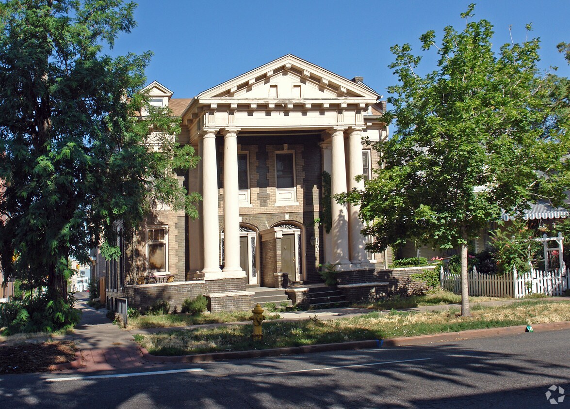 Primary Photo - 1201-1205 Logan St