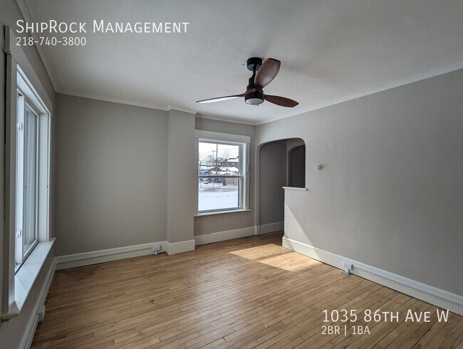 Foto del edificio - 1035 86th Ave W