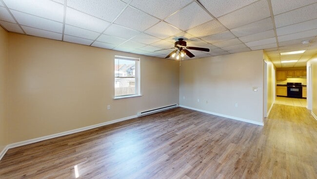 Building Photo - 108 4th St