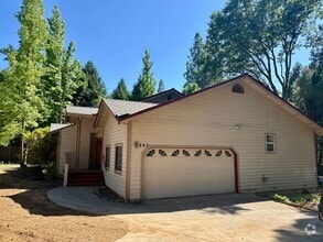 Building Photo - 397 Gracie Rd