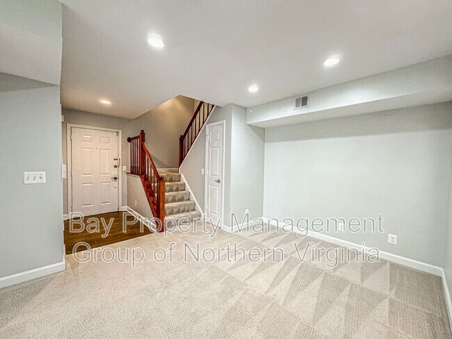 Foto del edificio - 3801 Ridge Knoll Ct