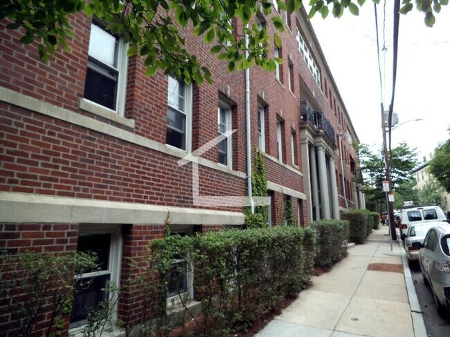 Foto del edificio - 19 Melvin Ave