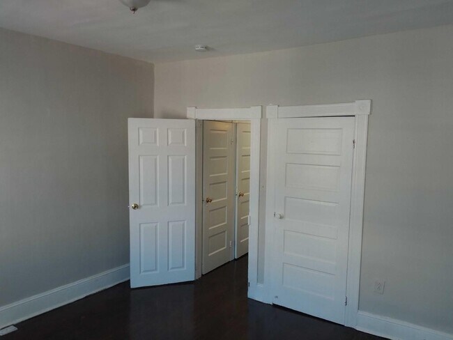 Foto del edificio - 1519 E 28th St