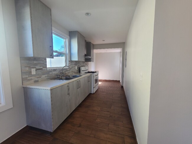 Foto del edificio - 1413 E 53rd St