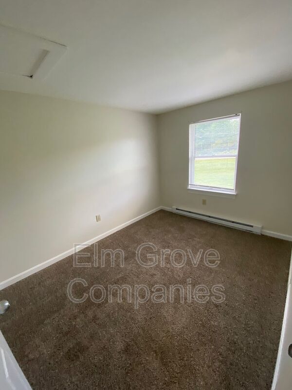 Foto del edificio - 15 Otter Brook Cir