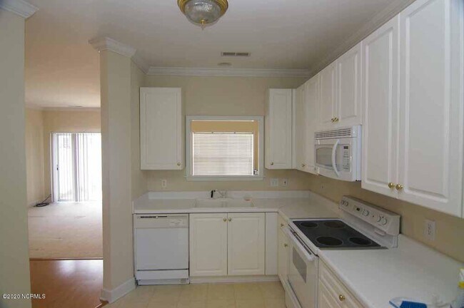 Foto del edificio - 104 Oak Towne Dr