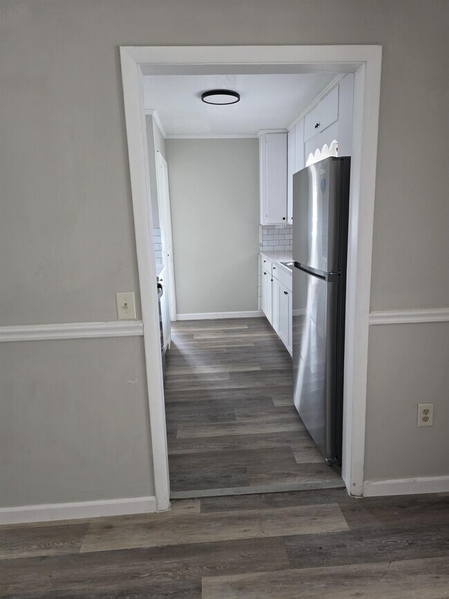 Foto del edificio - 331 Robin Ave