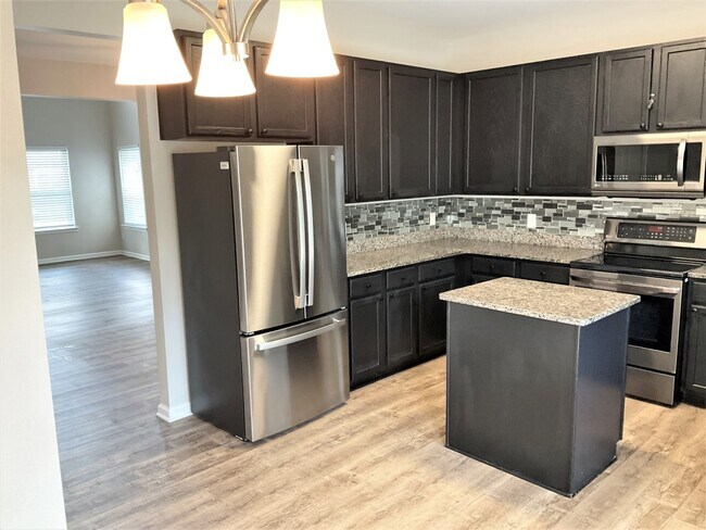 Building Photo - 409 Galesburg Dr