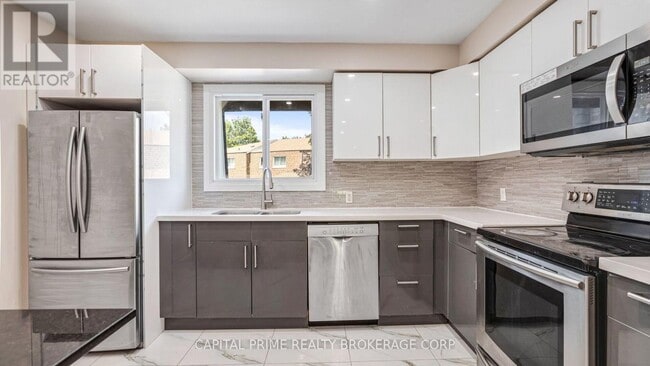 Photo du bâtiment - 250 Bridletowne Cir