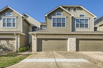 Building Photo - 2632 Century Park Blvd