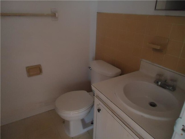 Foto del edificio - 2620 NW 52nd Ave