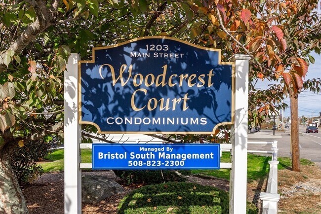 Foto del edificio - 11 Woodcrest Ct