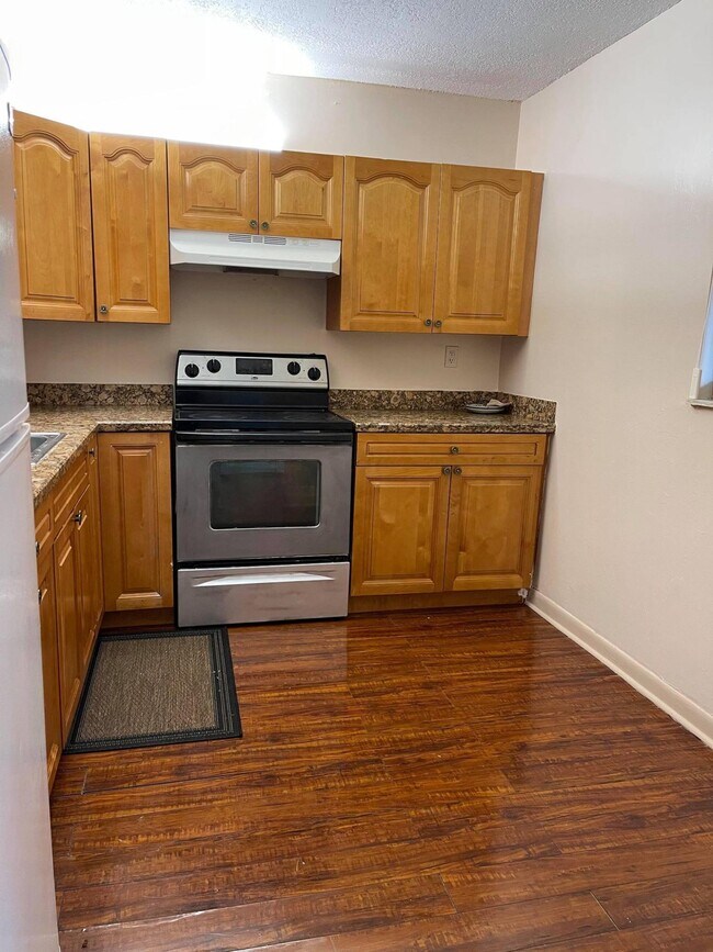 Foto del edificio - 2860 Somerset Dr