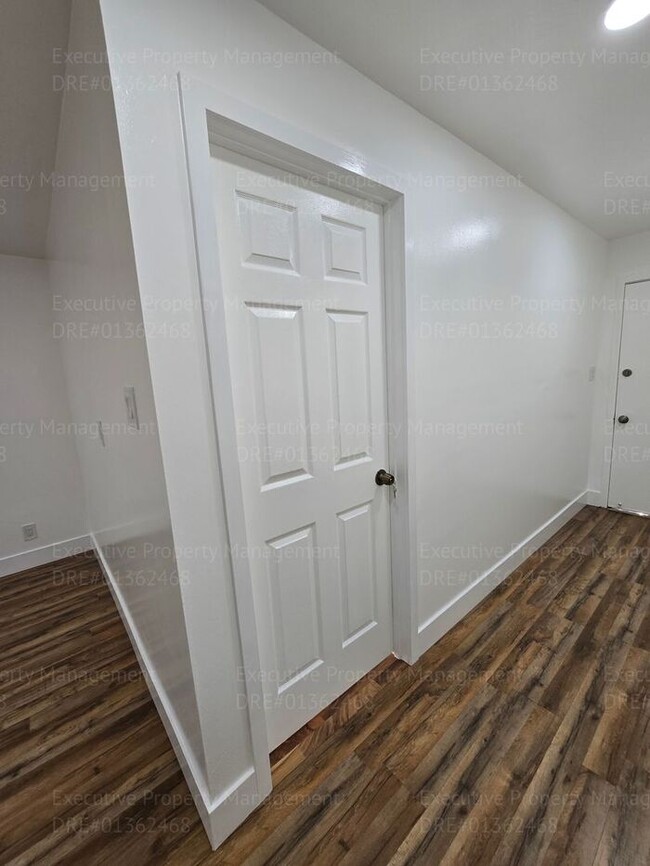 Foto del edificio - Remodeled 3 bedroom/ 1 bathroom