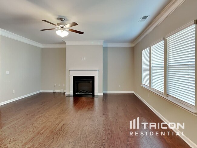 Foto del edificio - 225 Sableshire Way