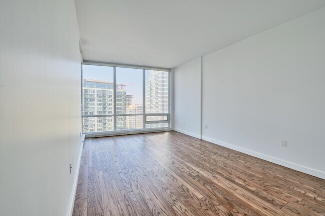 Building Photo - 20 Newport Pkwy