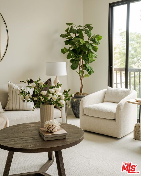 Foto del edificio - 11847 Gorham Ave