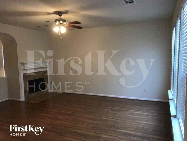 Foto del edificio - 21422 Blooming Rock Ln