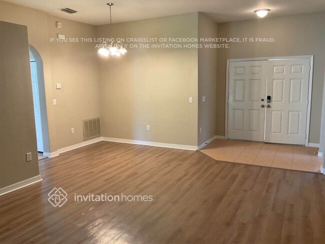 Building Photo - 7128 Royal George Ct