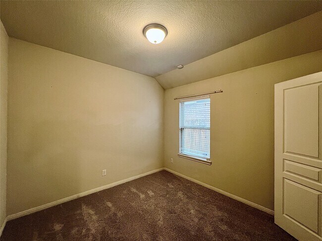 Foto del edificio - 25930 Haggard Nest Dr