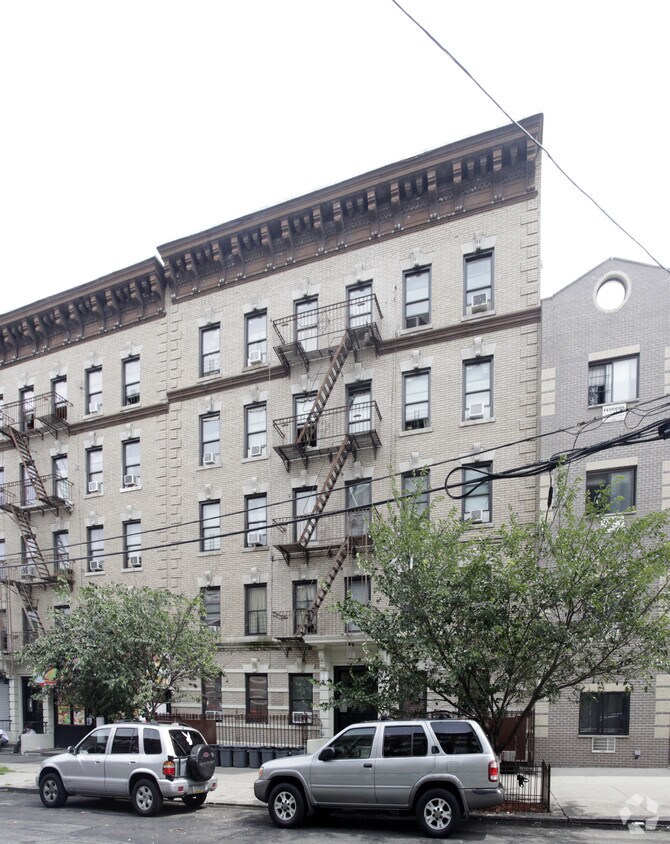 Primary Photo - 341 E 146th St