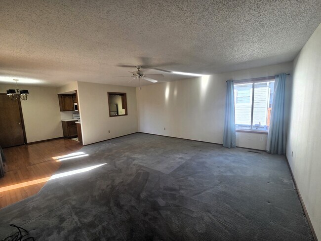 Foto del edificio - 2045 S Kentwood Ave