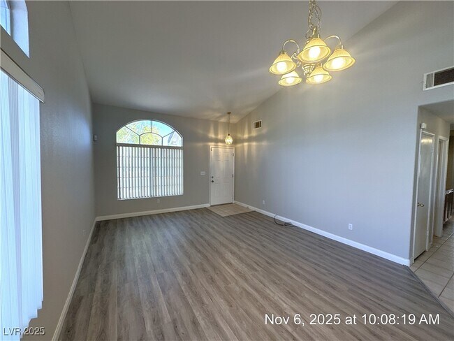 Foto del edificio - 3637 Nairobi Ln