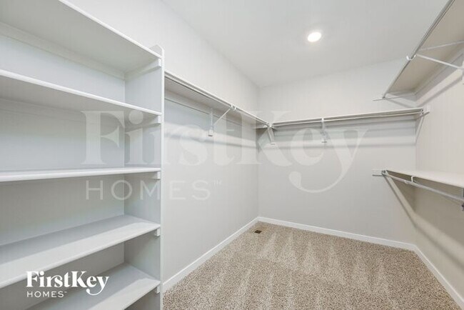 Foto del edificio - 10993 Vaughn St