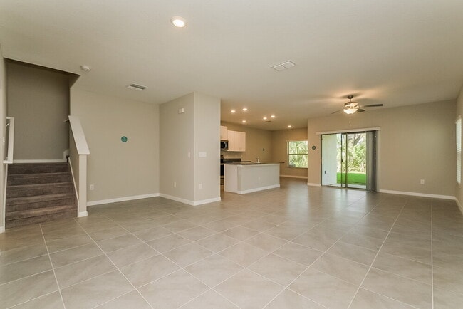 Building Photo - 7303 Spring Snowflake Ave