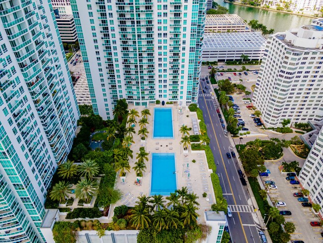 Foto del edificio - 951 Brickell Ave