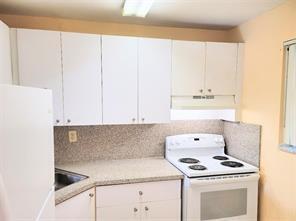 Building Photo - 17255 SW 95th Ave