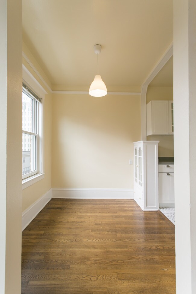Foto del edificio - 1501 Madison St